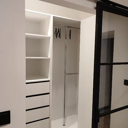 Apartament Narutowicza 56 *