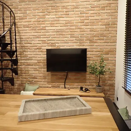 Narutowicza 56 * Lodž